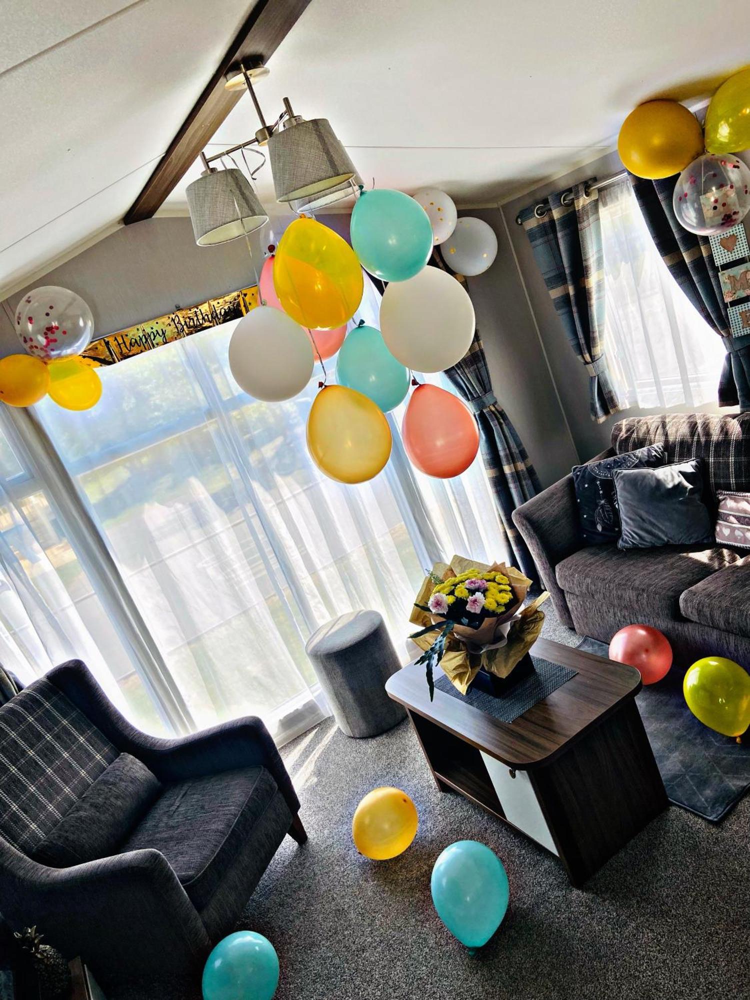 Rj Luxury Caravan Hire With Hot Tub แททเทอร์ชอล ภายนอก รูปภาพ